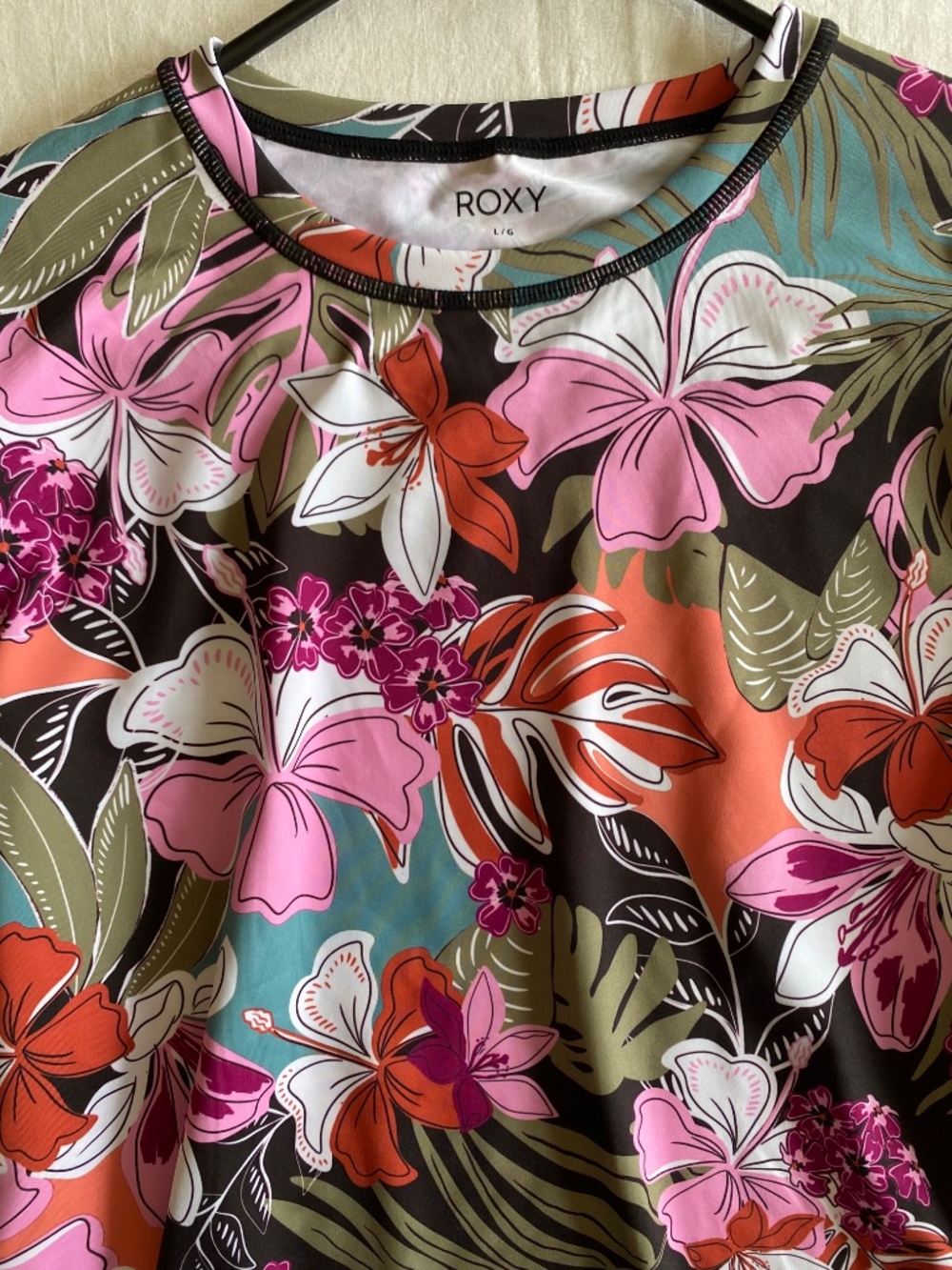 Roxy Women's Rash Guard Multicolor Floral Pattern UPF 50+ Size Large - Picture 12 of 13